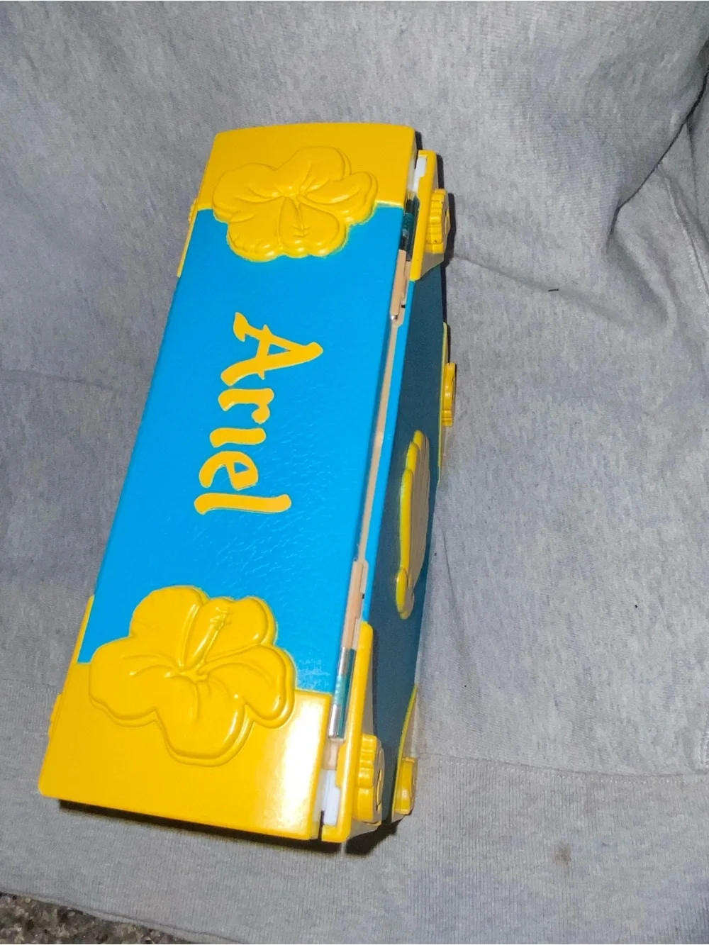 Disney park Ariel story book play set that fold into a book